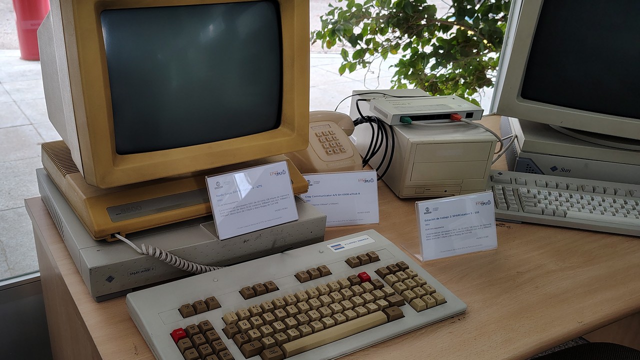 Visita al Museo de Telecomunicación y Computación Joaquín...